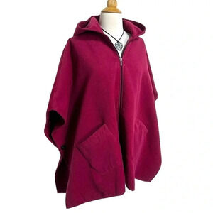 Heavy Weight L‎ red polyester/viscose blend zip front poncho with pockets